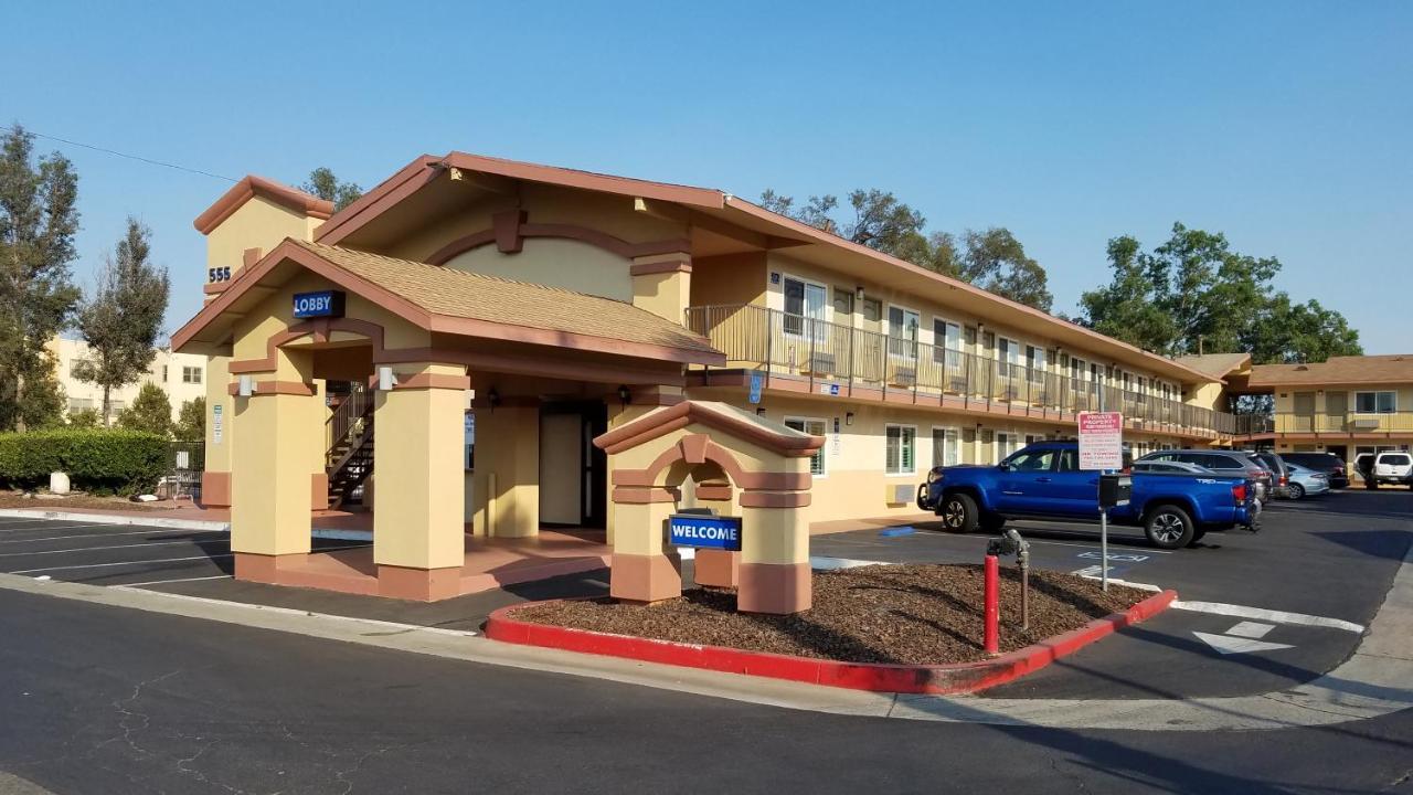 Americas Best Value Inn & Suites Escondido Luaran gambar